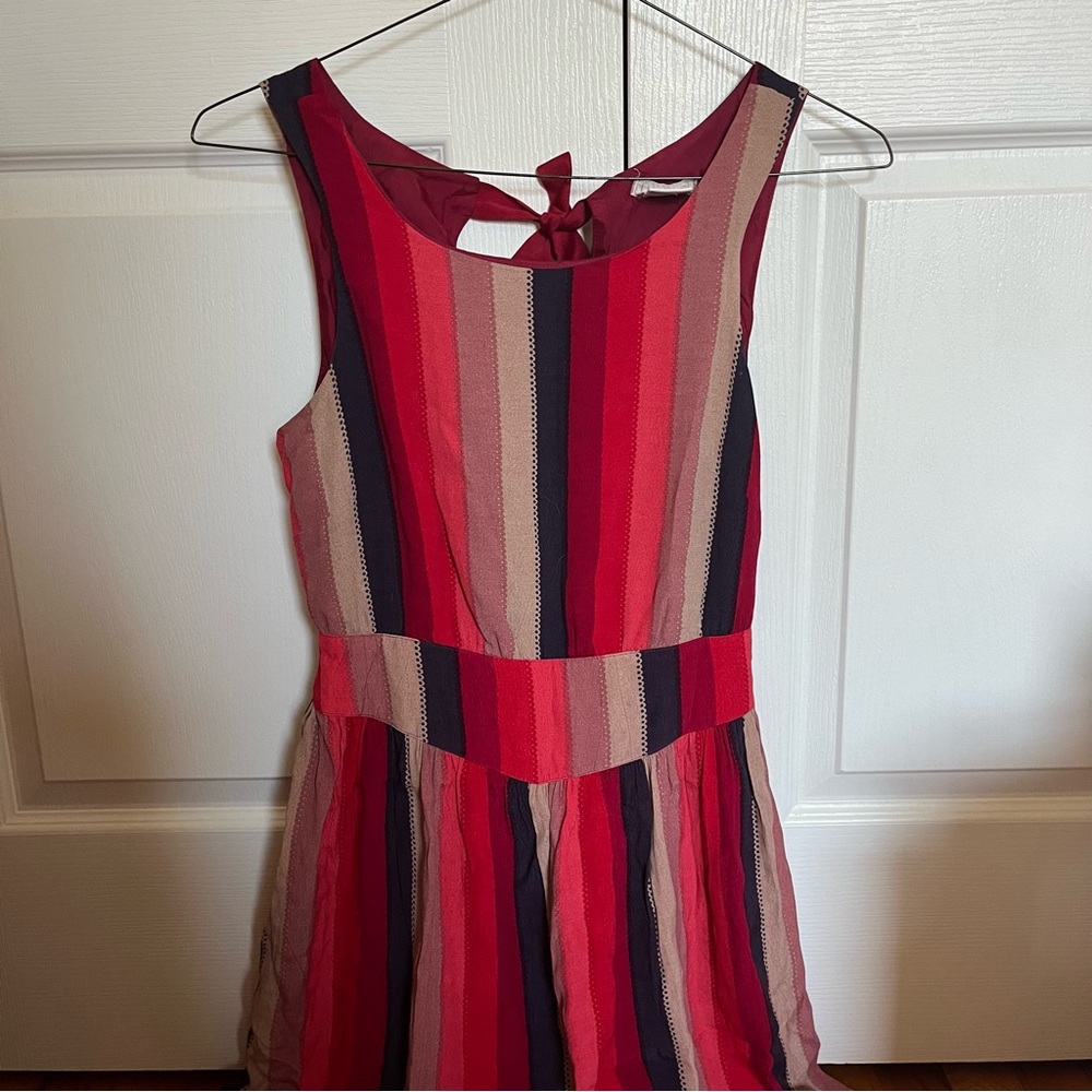 cooperative striped dress with bows on back